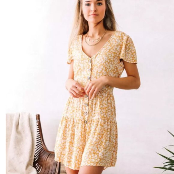 Buckle Pants - Adorable Willow & Root floral button up romper. Brand New, never worn. Size XL.